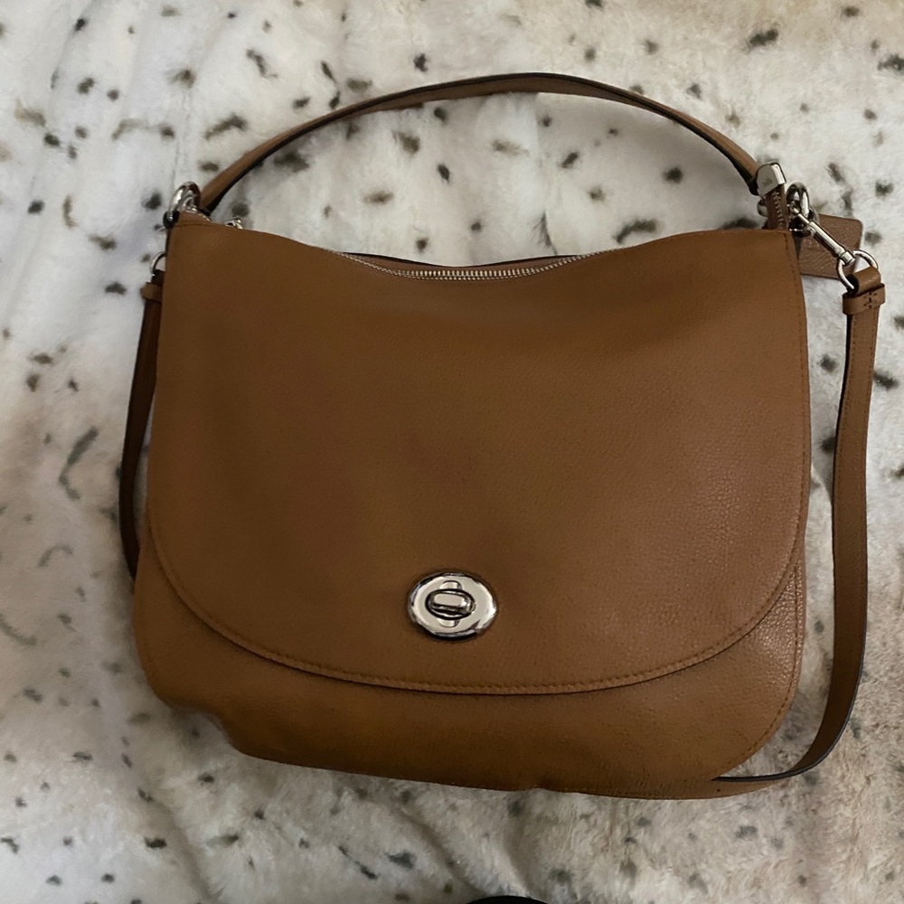 Coach purse - Picture 2 of 6